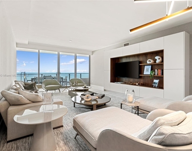 360 Ocean Dr - Photo Thumbnail 4