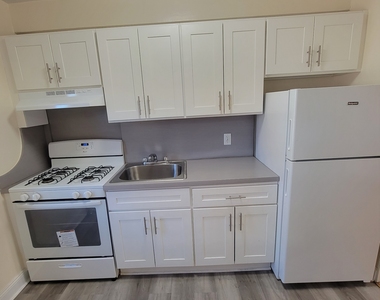 1483 Shore Parkway - Photo Thumbnail 2