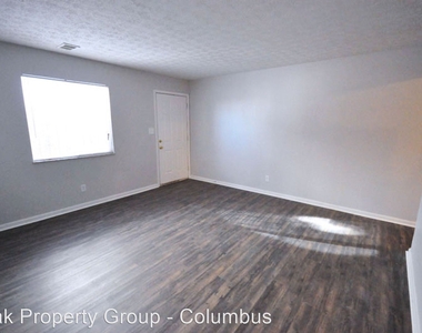 1332 Courtland Avenue - Photo Thumbnail 2