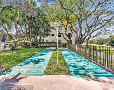 3051 S Palm Aire Dr - Photo Thumbnail 26