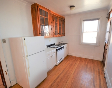 4828 W Addison Street - Photo Thumbnail 5