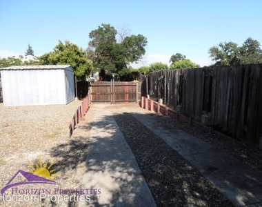 8053 Aztec Way - Photo Thumbnail 25