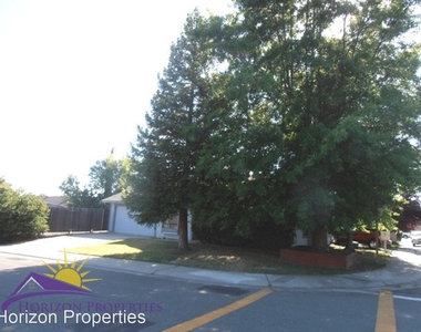 8053 Aztec Way - Photo Thumbnail 1