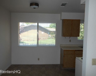 1658 Bramble Pl. - Photo Thumbnail 3