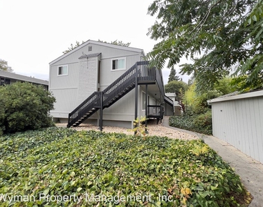 102-156 Brown Street - Photo Thumbnail 1