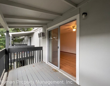 102-156 Brown Street - Photo Thumbnail 15