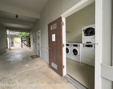 102-156 Brown Street - Photo Thumbnail 17