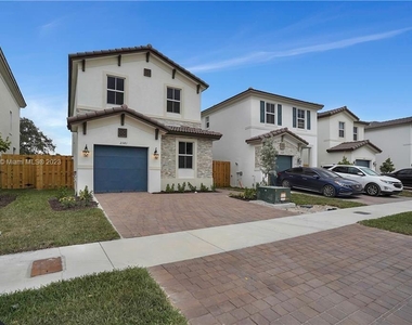 2381 Nw 131 Cir - Photo Thumbnail 1