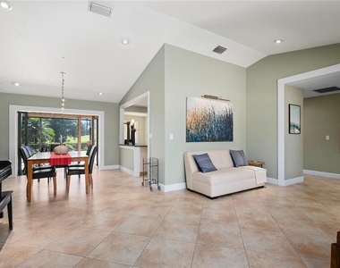 9977 Treasure Cay Ln - Photo Thumbnail 2