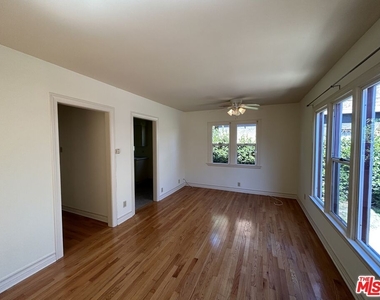 4215 Mildred Ave - Photo Thumbnail 4