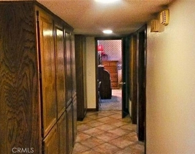 14608 Riverside Drive - Photo Thumbnail 9