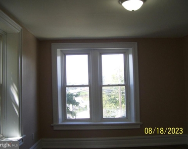 1152 Main Street - Photo Thumbnail 23