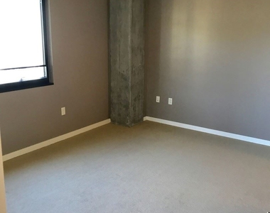 1830 Nw Riverscape St. #506 - Photo Thumbnail 14