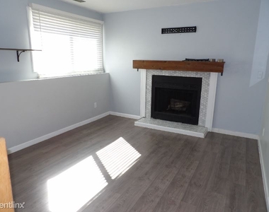 5560 Sacramento Place - Photo Thumbnail 18