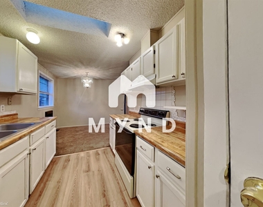 2357 W 90th Ave - Photo Thumbnail 4