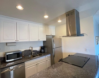 2450 Lymbery St Apt 216 - Photo Thumbnail 9