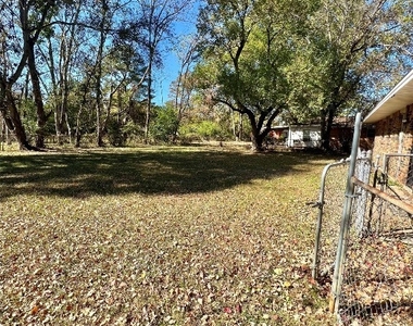 3918 Woodley Road - Photo Thumbnail 26