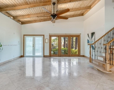 2613 Tortugas Ln - Photo Thumbnail 19