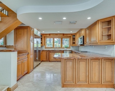 2613 Tortugas Ln - Photo Thumbnail 8