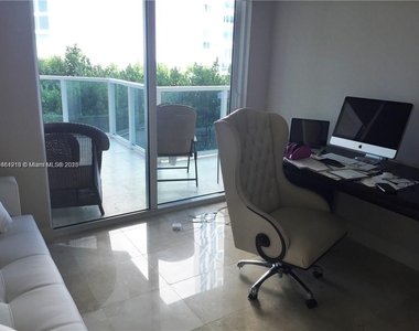 200 Sunny Isles Blvd - Photo Thumbnail 11