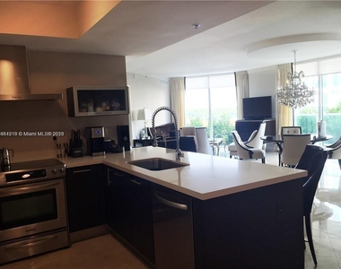 200 Sunny Isles Blvd - Photo Thumbnail 4