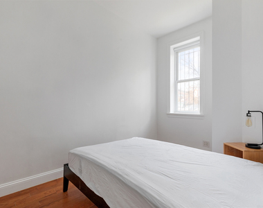 355 Tompkins Avenue - Photo Thumbnail 7