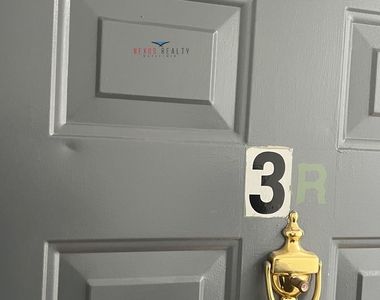 23-35 31st Street - Photo Thumbnail 9
