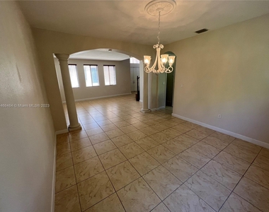 7427 Sw 189th St - Photo Thumbnail 11