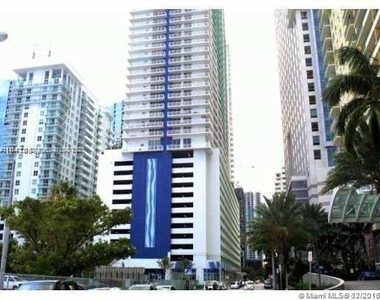 1200 Brickell Bay Dr - Photo Thumbnail 0