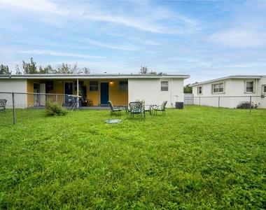 15721 Nw 38th Pl - Photo Thumbnail 24