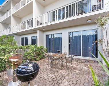 21399 Marina Cove Cir - Photo Thumbnail 45