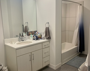 847 Chicago Avenue - Photo Thumbnail 6