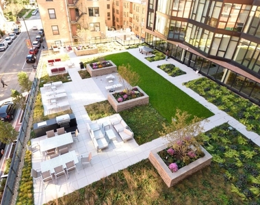 847 Chicago Avenue - Photo Thumbnail 1