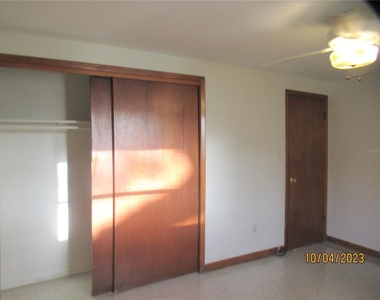 7602 N Boulevard - Photo Thumbnail 29