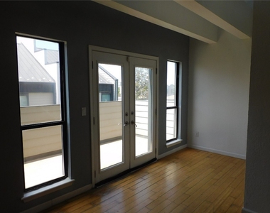 901 Nw 7th Street - Photo Thumbnail 24
