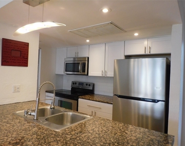 901 Nw 7th Street - Photo Thumbnail 19