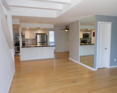 901 Nw 7th Street - Photo Thumbnail 28