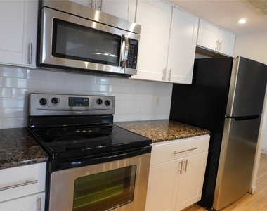 901 Nw 7th Street - Photo Thumbnail 20