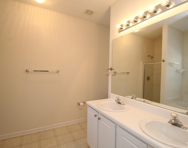 8508 Neuse Garden Drive - Photo Thumbnail 38