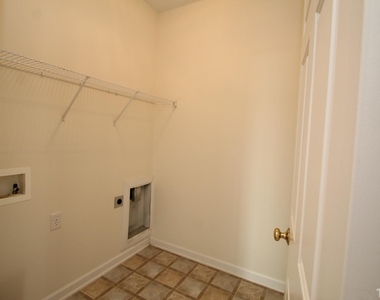 8508 Neuse Garden Drive - Photo Thumbnail 30