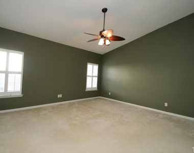 8508 Neuse Garden Drive - Photo Thumbnail 31