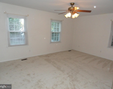 9469 Lapstrake Lane - Photo Thumbnail 9