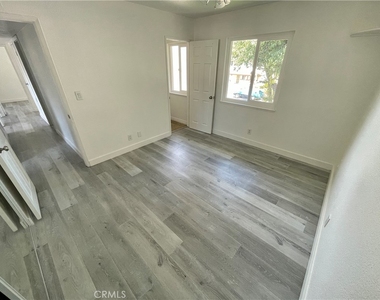 2104 Elizondo Avenue - Photo Thumbnail 9