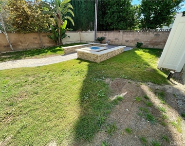 2104 Elizondo Avenue - Photo Thumbnail 20