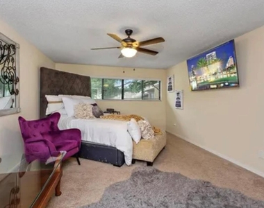 4418 Dunwoody Place - Photo Thumbnail 6