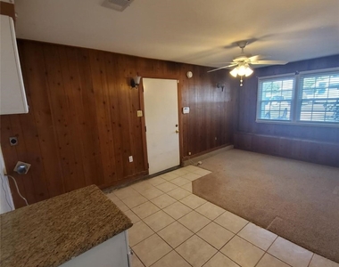 2948 Sierra Avenue - Photo Thumbnail 16