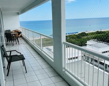 9341 Collins Ave - Photo Thumbnail 4