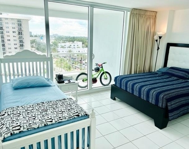 9341 Collins Ave - Photo Thumbnail 13