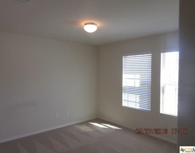 3903 Endicott Drive - Photo Thumbnail 12