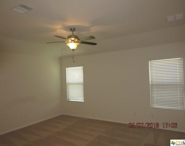 3903 Endicott Drive - Photo Thumbnail 6